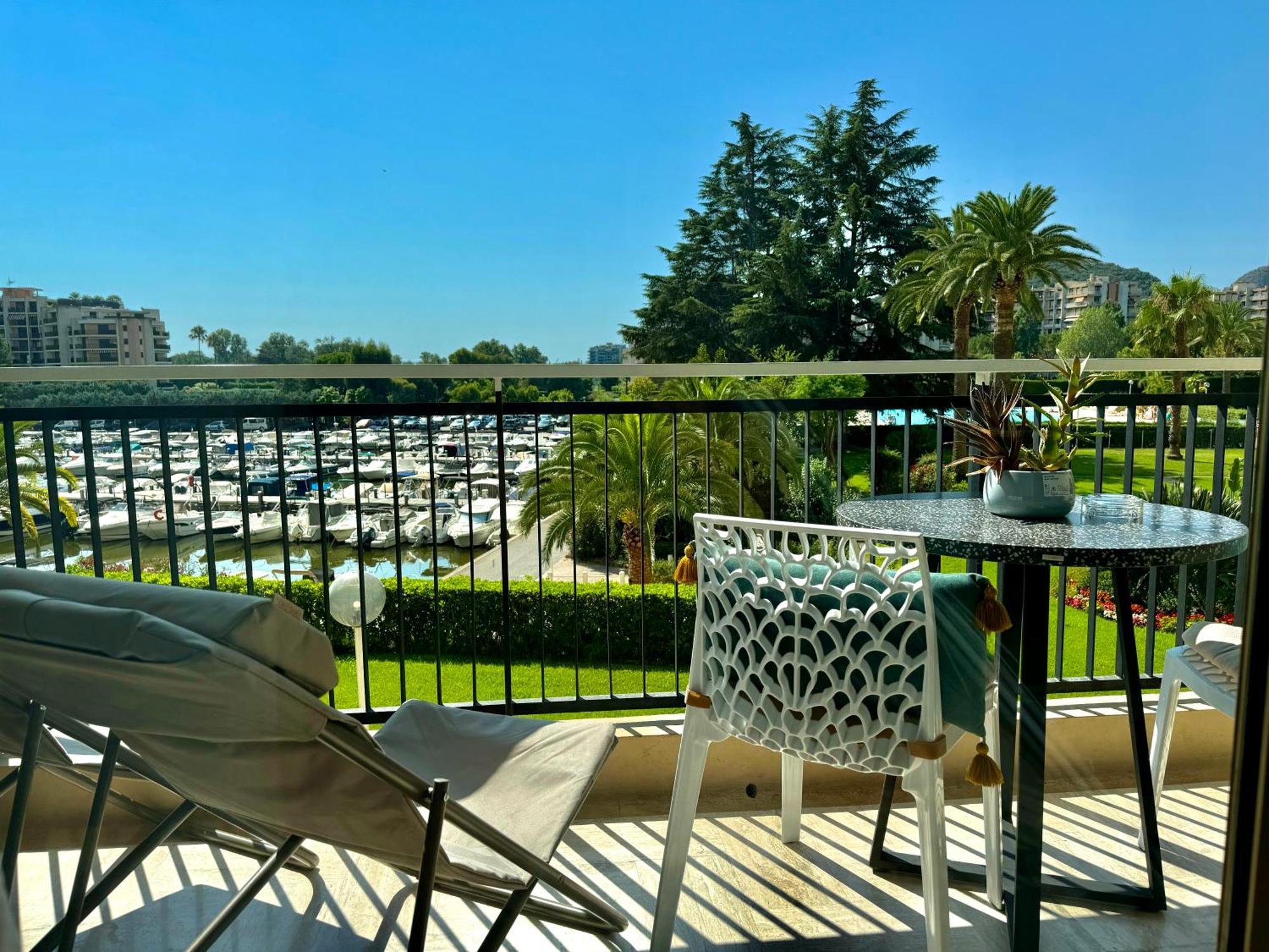 Cannes Marina Mandelieu Exterior foto